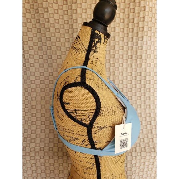 Cupshe Bikini Hollow out Criss Cross Sky Blue Padded Bikini Top Medium NWT - Picture 4 of 7